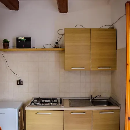 Zia Pinuccia ألغيرو