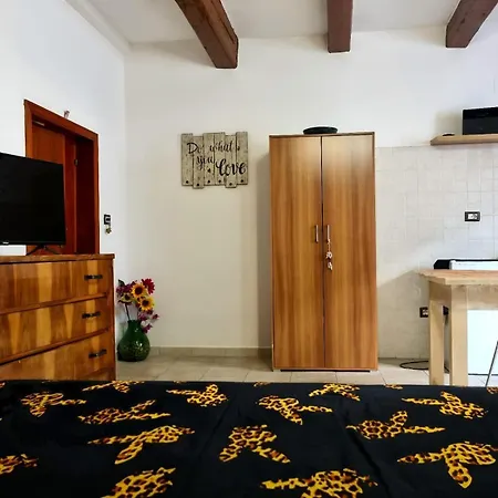 Zia Pinuccia Appartement *